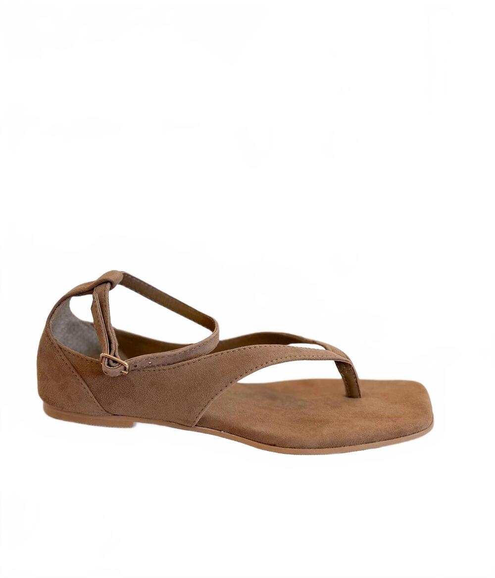 NEW COCONUTS BY MATISSE women's kerry ankle strap sandal in tan